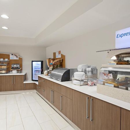 Holiday Inn Express West Los Angeles By Ihg Ngoại thất bức ảnh