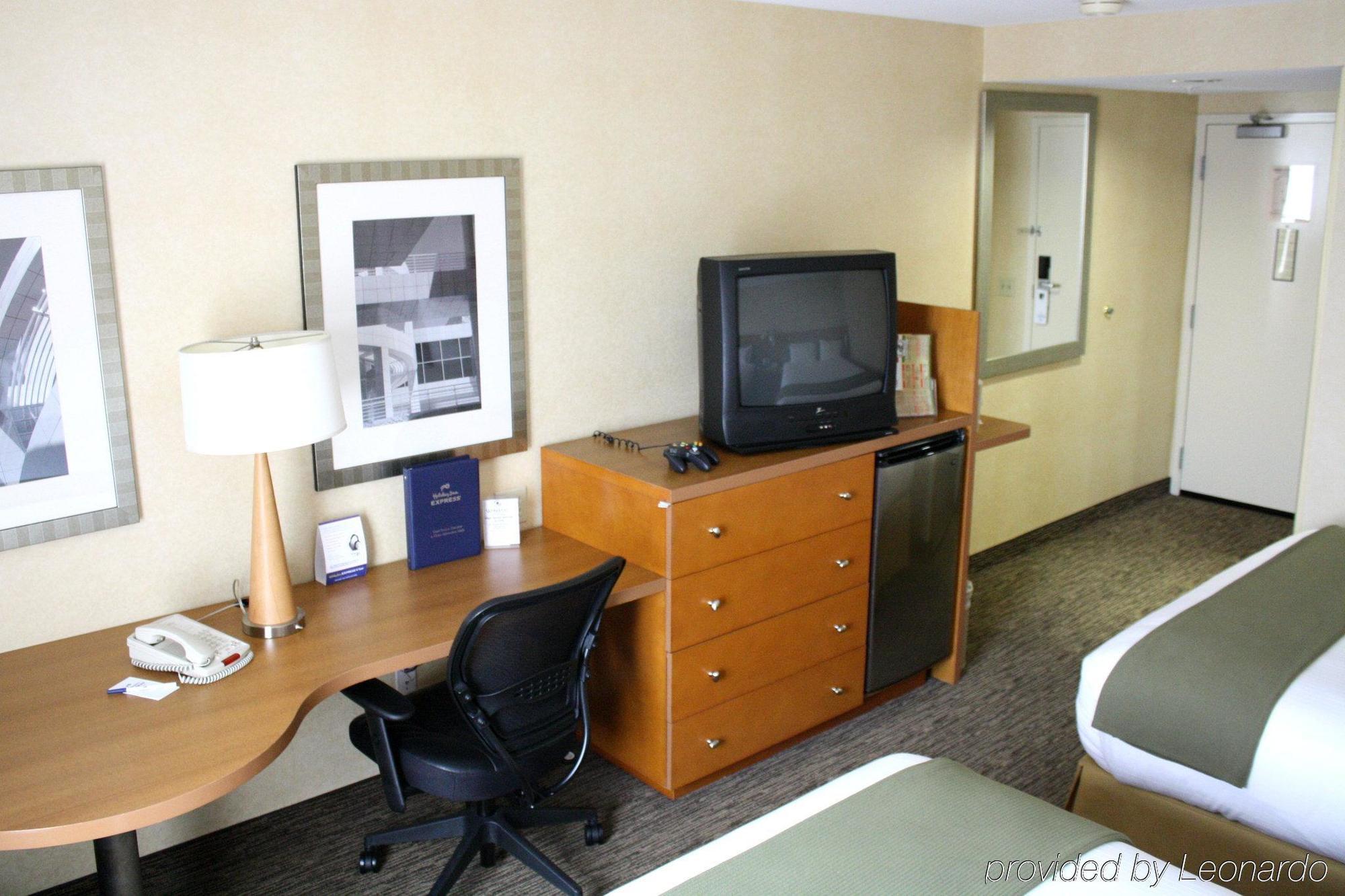 Holiday Inn Express West Los Angeles By Ihg Phòng bức ảnh
