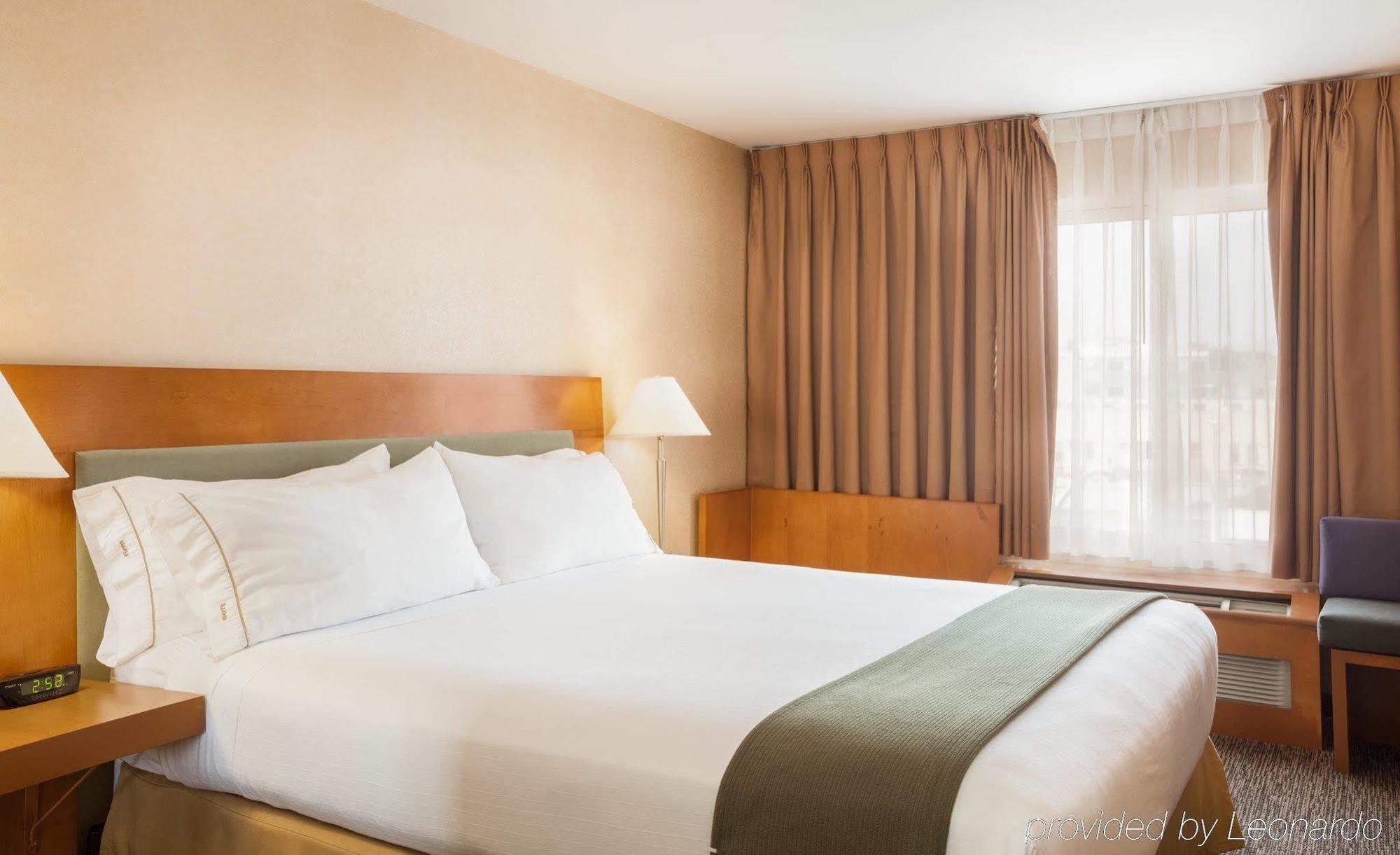 Holiday Inn Express West Los Angeles By Ihg Ngoại thất bức ảnh