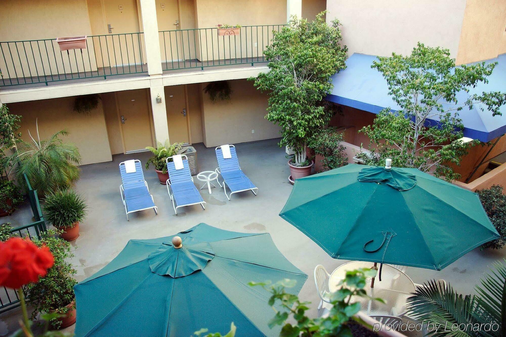 Holiday Inn Express West Los Angeles By Ihg Ngoại thất bức ảnh