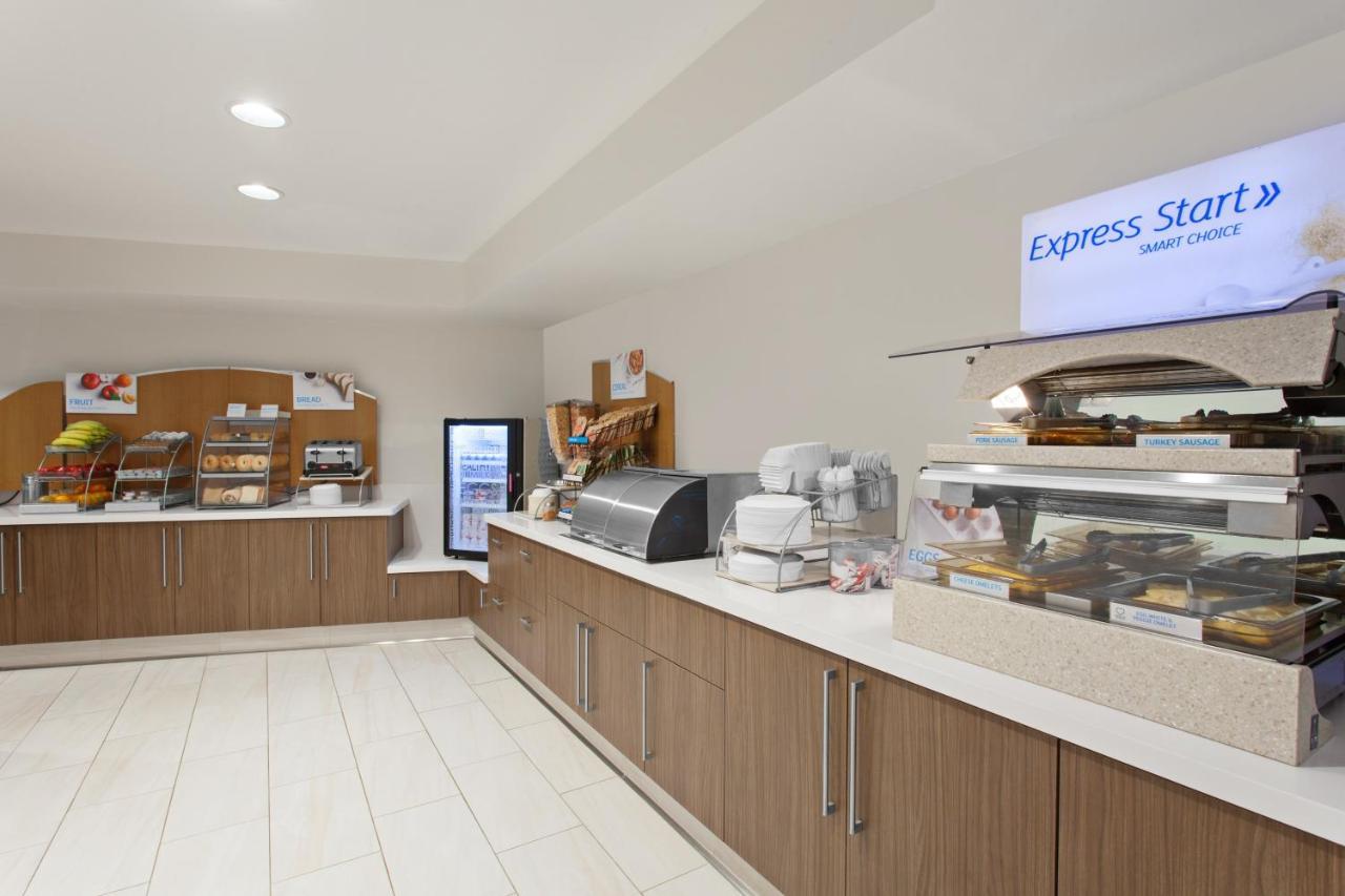 Holiday Inn Express West Los Angeles By Ihg Ngoại thất bức ảnh